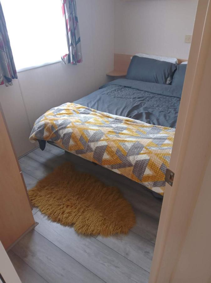 Caledonian Caravan Jaywick Sands Esterno foto