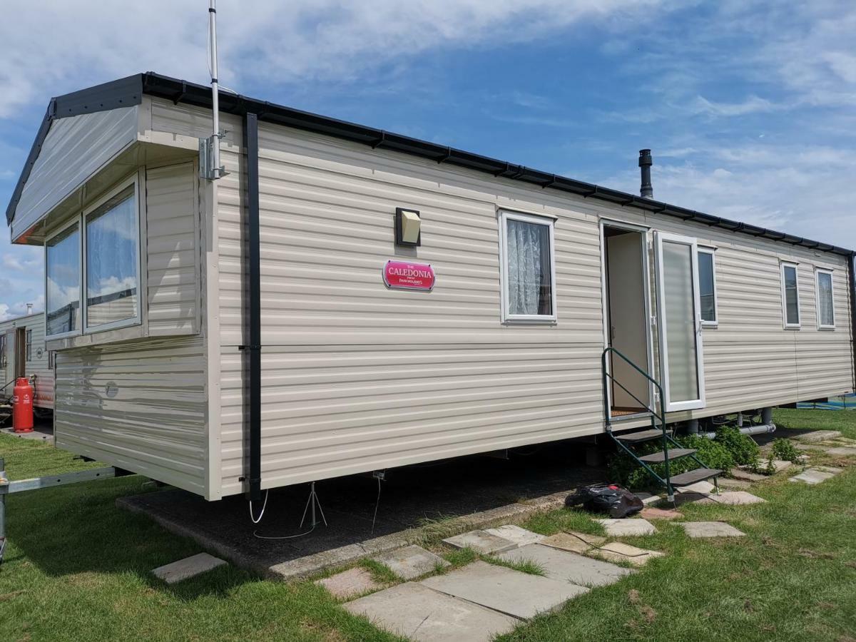 Caledonian Caravan Jaywick Sands Esterno foto