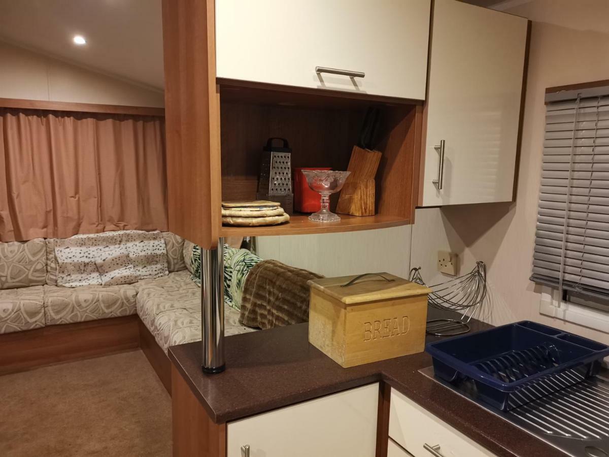 Caledonian Caravan Jaywick Sands Esterno foto